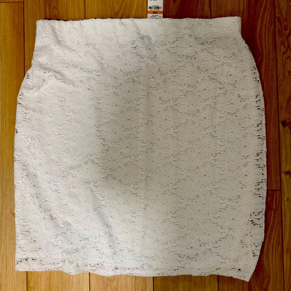 Alfani White Lace Pencil Skirt